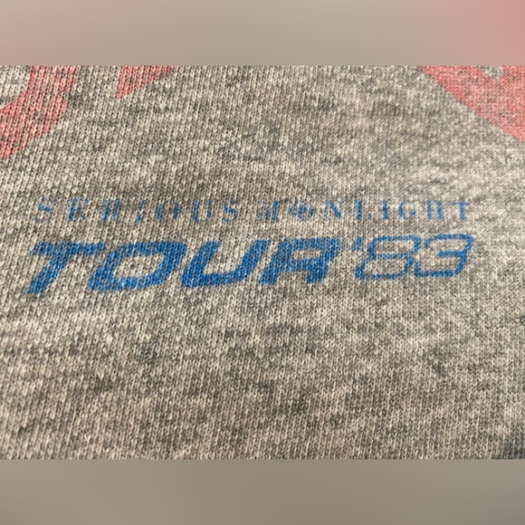 Vintage 80’s David Bowie Serious Moonlight Tour 1983 Let’s Dance logo sweatshirt - Picture 3 of 9